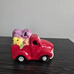 Light up valentines day mini truck decor